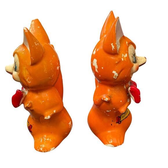 Vintage Elvin Anthropomorphic Fox Salt & Pepper Shakers Orange w/ Red Bow Tie - Picture 2 of 16